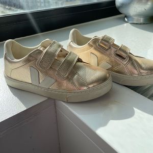 Veja Kids Sneakers